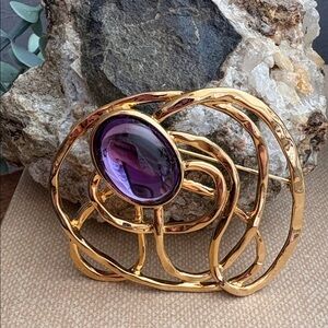 1993 Avon Faux Amethyst Gold Tone Sculptural Brooch Pin Large 3” Statement 287